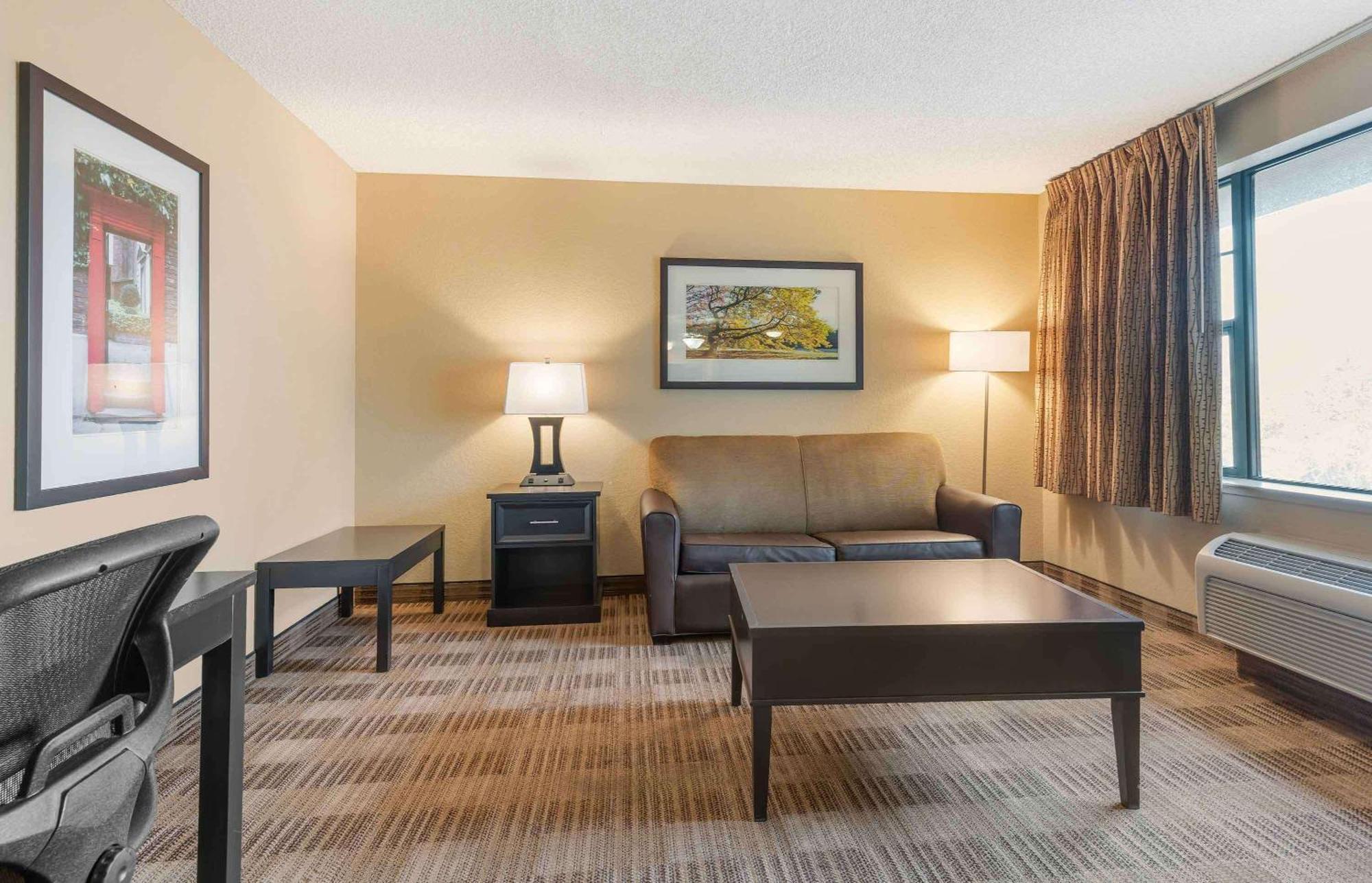 Extended Stay America Suites - Dublin - Hacienda Dr Buitenkant foto
